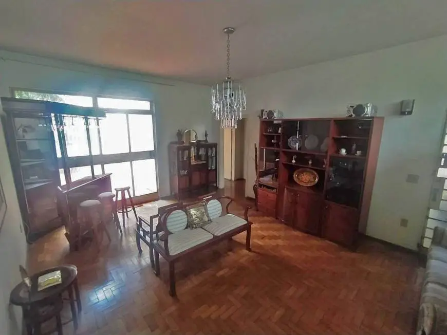Foto 1 de Casa com 6 Quartos à venda, 333m² em Serra, Belo Horizonte