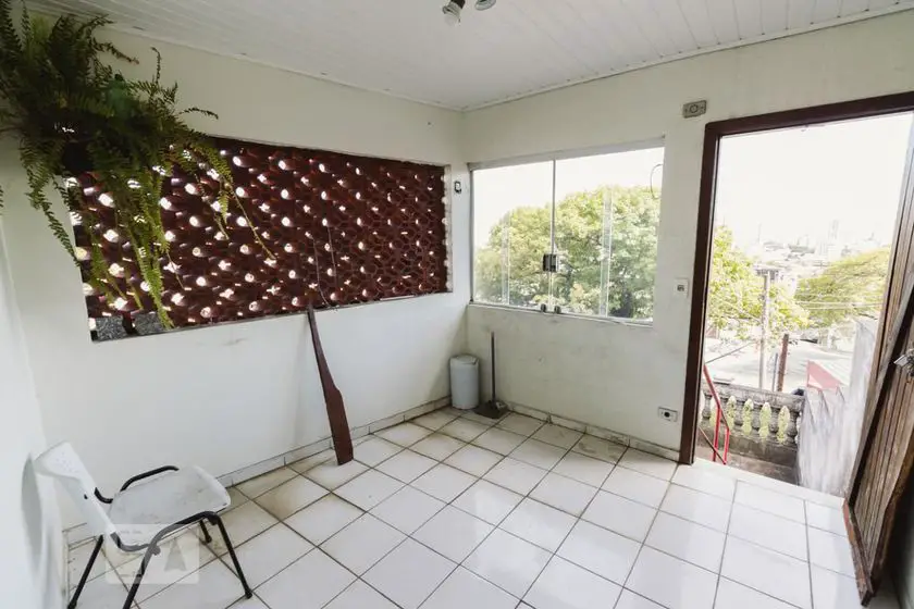 Foto 1 de Casa com 6 Quartos para alugar, 120m² em Vila Romana, São Paulo