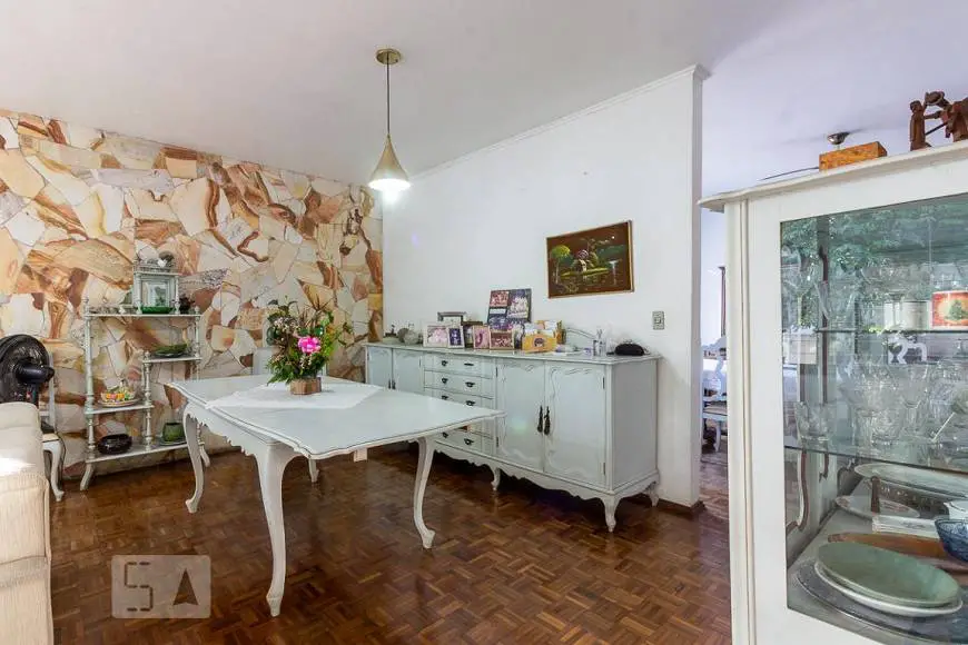 Foto 5 de Casa com 7 Quartos para alugar, 350m² em Chácara das Pedras, Porto Alegre