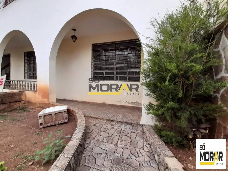 Foto 1 de Casa com 7 Quartos para venda ou aluguel, 462m² em Cidade Nova, Belo Horizonte