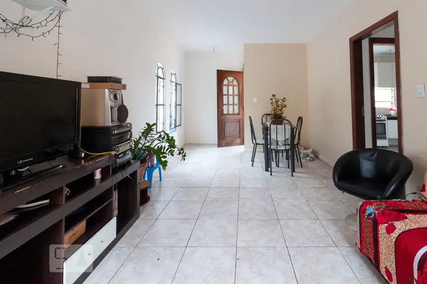 Foto 2 de Casa com 7 Quartos para alugar, 350m² em Jaguaré, São Paulo