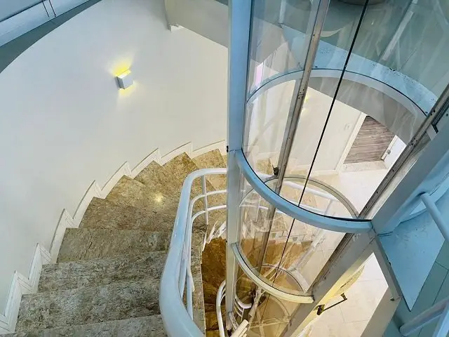 Foto 4 de Casa com 7 Quartos à venda, 600m² em Jurerê Internacional, Florianópolis