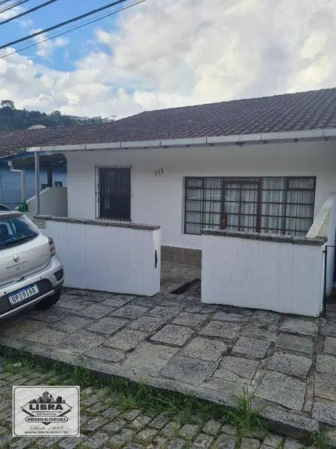 Foto 1 de Casa de Condomínio com 2 Quartos para alugar, 62m² em Agriões, Teresópolis