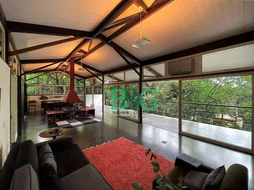 Foto 1 de Casa de Condomínio com 3 Quartos à venda, 380m² em Chácara do Refugio, Carapicuíba