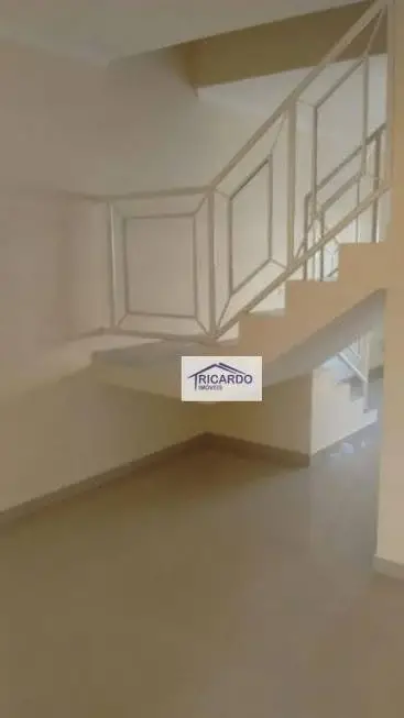 Foto 2 de Casa de Condomínio com 3 Quartos para alugar, 119m² em Vila Rosalia, Guarulhos