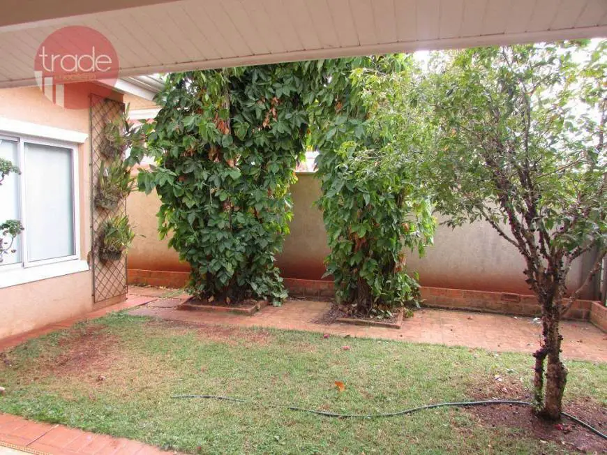 Foto 1 de Casa de Condomínio com 4 Quartos à venda, 190m² em Bosque das Juritis, Ribeirão Preto