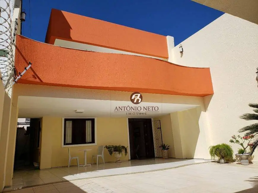 Foto 1 de Casa de Condomínio com 4 Quartos à venda, 305m² em Cajazeiras, Fortaleza