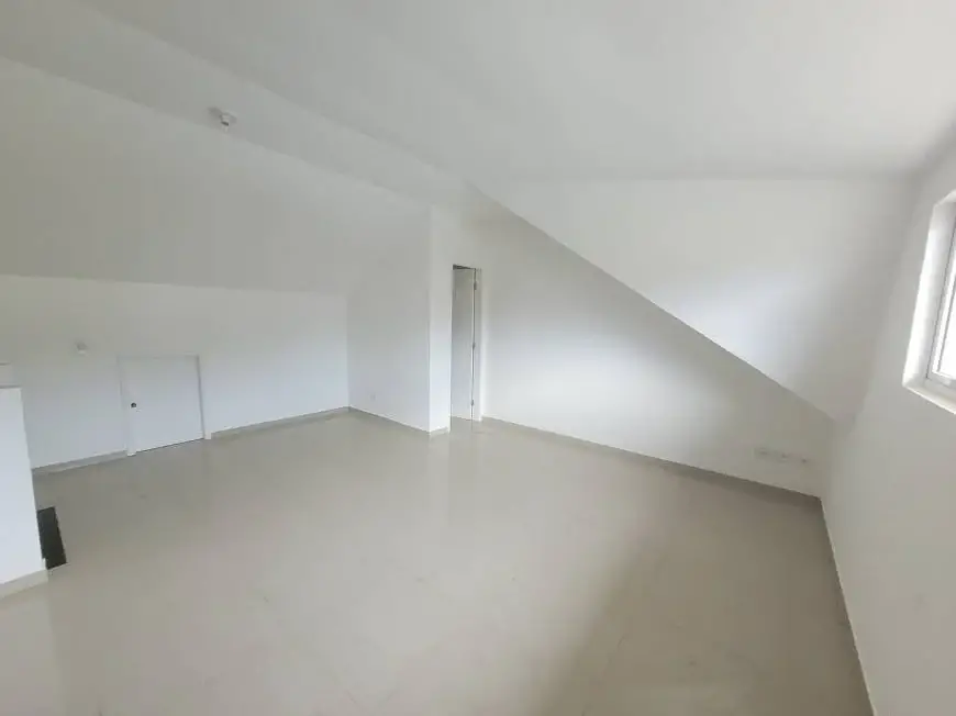 Foto 1 de Casa de Condomínio com 4 Quartos para alugar, 150m² em Santa Felicidade, Curitiba