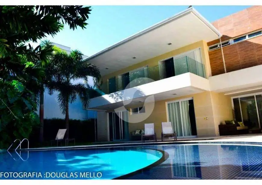 Foto 1 de Casa de Condomínio com 5 Quartos à venda, 770m² em Camboinhas, Niterói