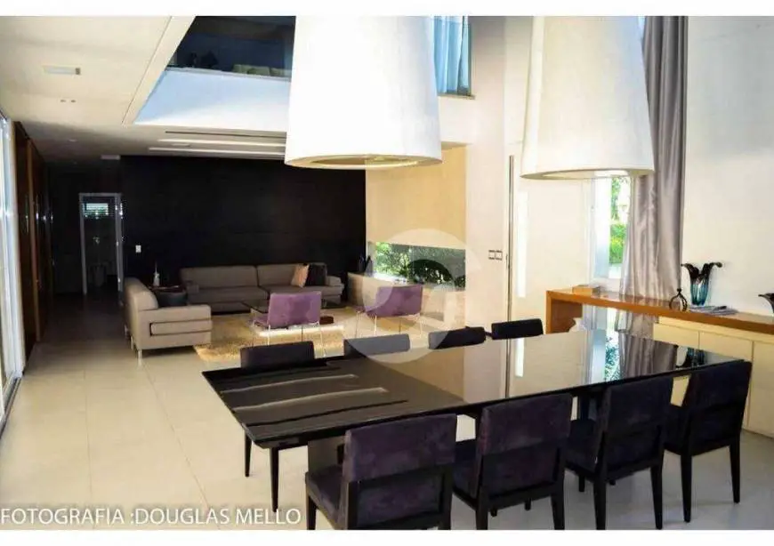 Foto 3 de Casa de Condomínio com 5 Quartos à venda, 770m² em Camboinhas, Niterói