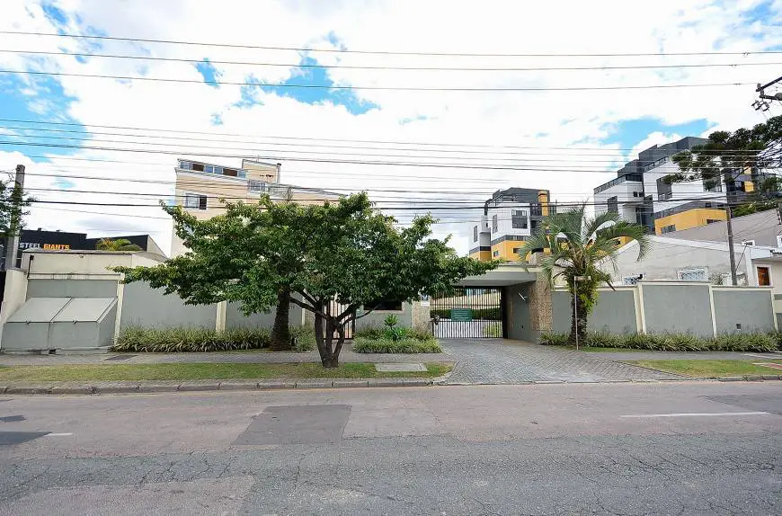 Foto 1 de Cobertura com 3 Quartos à venda, 114m² em Cabral, Curitiba