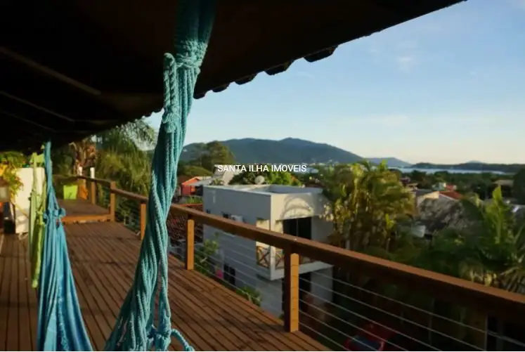 Foto 1 de Cobertura com 3 Quartos para alugar, 138m² em Lagoa da Conceição, Florianópolis