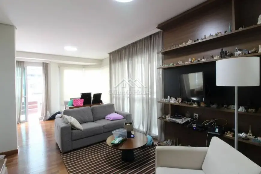 Foto 1 de Cobertura com 3 Quartos para alugar, 150m² em Vila Olímpia, São Paulo