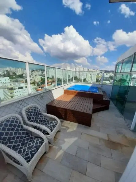 Foto 1 de Cobertura com 4 Quartos para alugar, 230m² em Castelo, Belo Horizonte