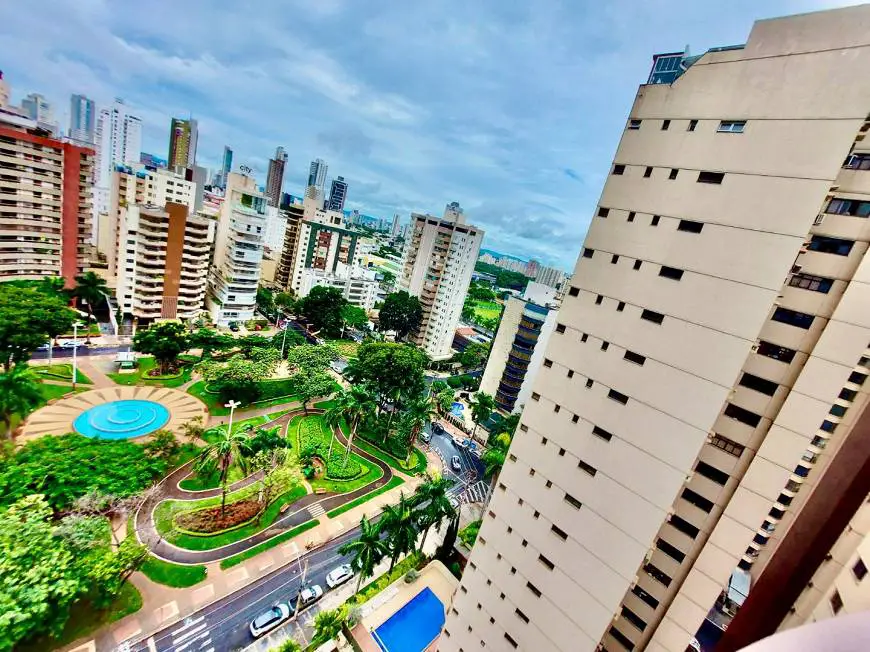 Foto 1 de Cobertura com 5 Quartos à venda, 529m² em Setor Bueno, Goiânia