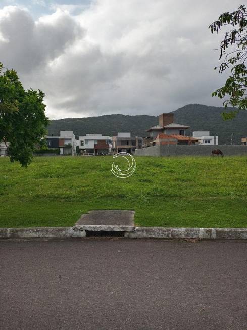 Foto 1 de Lote/Terreno à venda, 697m² em Lagoa da Conceição, Florianópolis