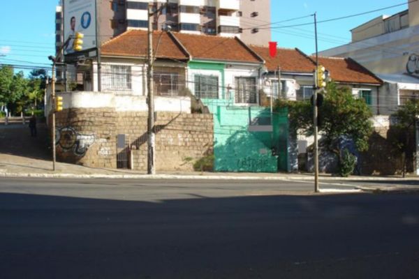 Foto 3 de Lote/Terreno à venda, 151m² em Petrópolis, Porto Alegre