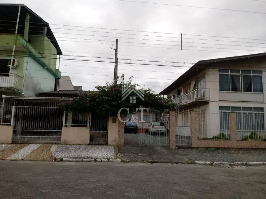 Foto 1 de Lote/Terreno à venda, 696m² em Tabuleiro, Camboriú