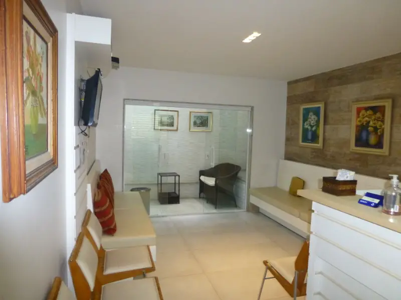 Foto 1 de Sobrado com 1 Quarto para alugar, 160m² em Centro, Nova Iguaçu