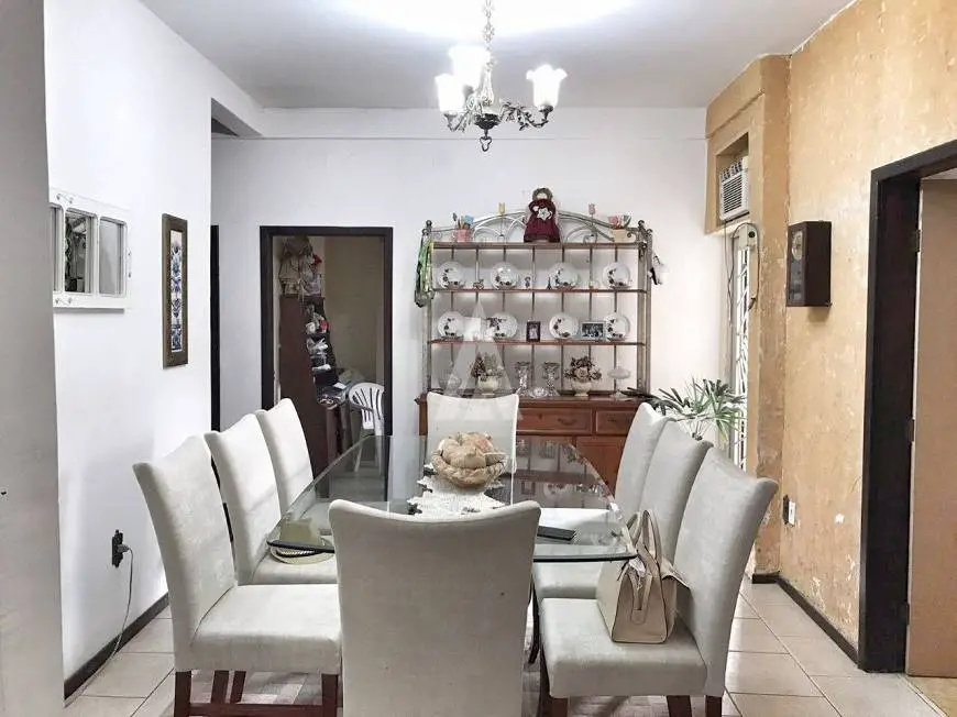 Foto 5 de Sobrado com 2 Quartos à venda, 230m² em Anita Garibaldi, Joinville