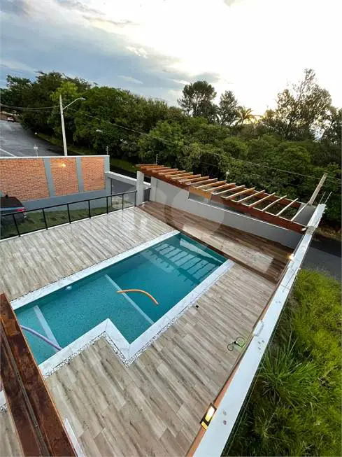 Foto 1 de Sobrado com 2 Quartos à venda, 296m² em Parque das Bromelias, São João da Boa Vista