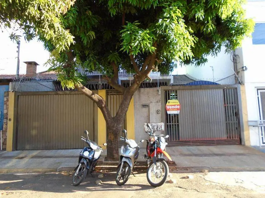 Foto 3 de Sobrado com 2 Quartos à venda, 192m² em Vila Rosa Pires, Campo Grande