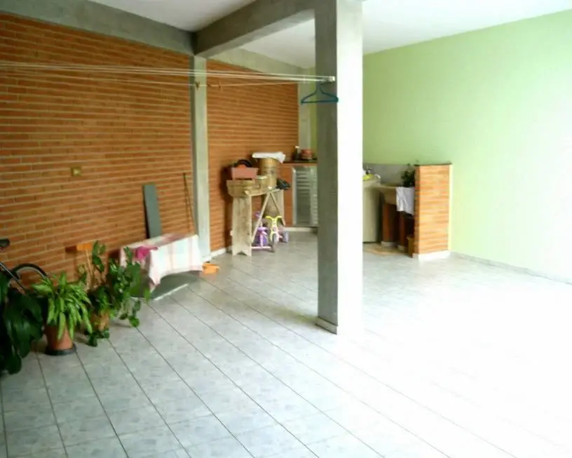 Foto 3 de Sobrado com 3 Quartos para alugar, 214m² em Cidade Patriarca, São Paulo