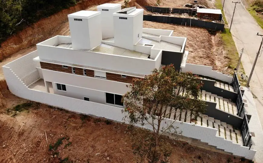 Foto 1 de Sobrado com 3 Quartos à venda, 119m² em Monte Verde, Florianópolis