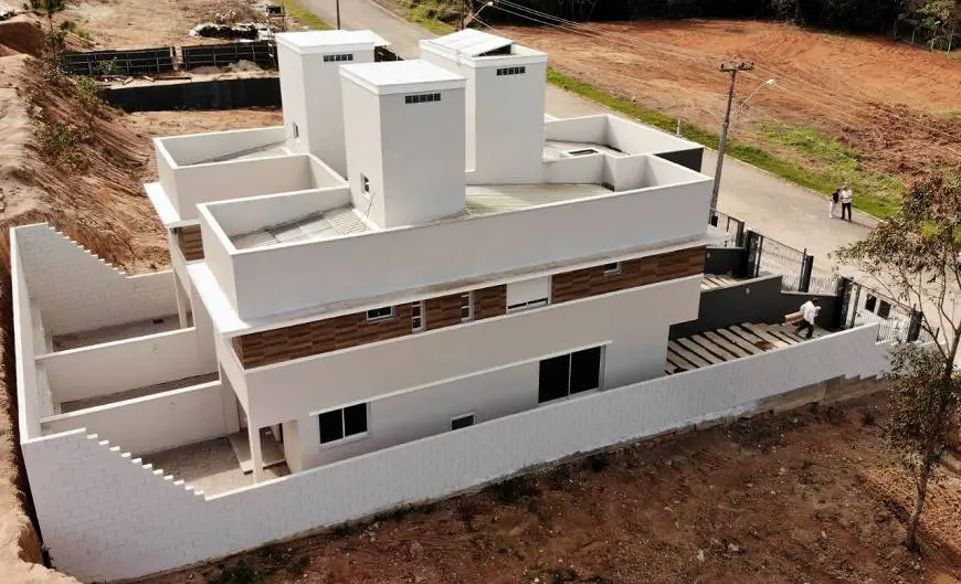 Foto 2 de Sobrado com 3 Quartos à venda, 119m² em Monte Verde, Florianópolis