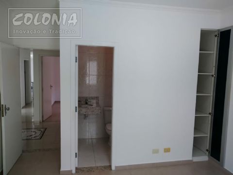 Foto 4 de Sobrado com 3 Quartos para alugar, 270m² em Vila Assuncao, Santo André