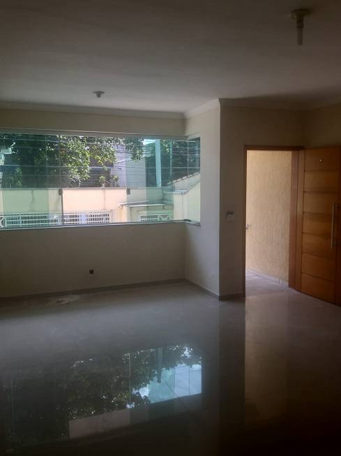 Foto 1 de Sobrado com 3 Quartos para alugar, 340m² em Vila Prado, São Paulo