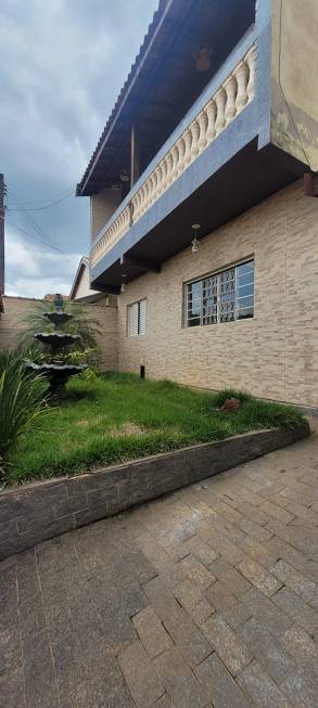 Foto 1 de Sobrado com 3 Quartos à venda, 250m² em Vila Real, Hortolândia