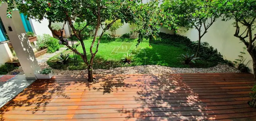 Foto 3 de Sobrado com 4 Quartos à venda, 295m² em Jardim São Caetano, São Caetano do Sul