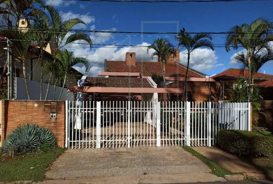 Foto 1 de Sobrado com 4 Quartos à venda, 500m² em Parque Taquaral, Campinas