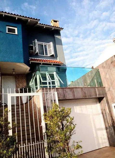Foto 4 de Sobrado com 4 Quartos à venda, 250m² em Verdes Campos, Porto Alegre