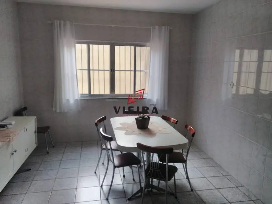 Foto 2 de Sobrado com 4 Quartos à venda, 218m² em Vila Marari, São Paulo