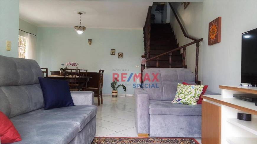 Foto 1 de Sobrado com 5 Quartos à venda, 260m² em Vila Rosalia, Guarulhos