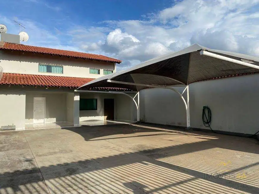 Foto 1 de Sobrado com 6 Quartos à venda, 420m² em Agenor M de Carvalho, Porto Velho