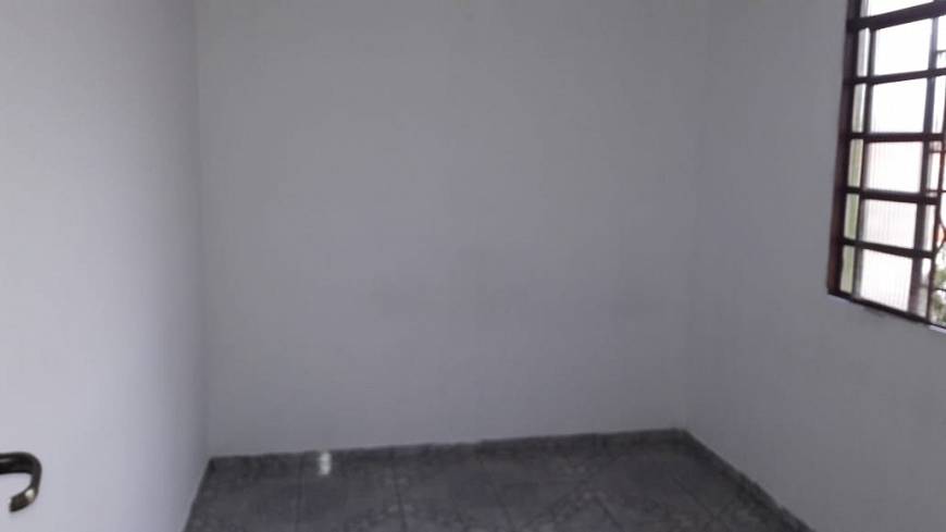 Foto 3 de Sobrado com 9 Quartos à venda, 224m² em Alto Taruma, Pinhais