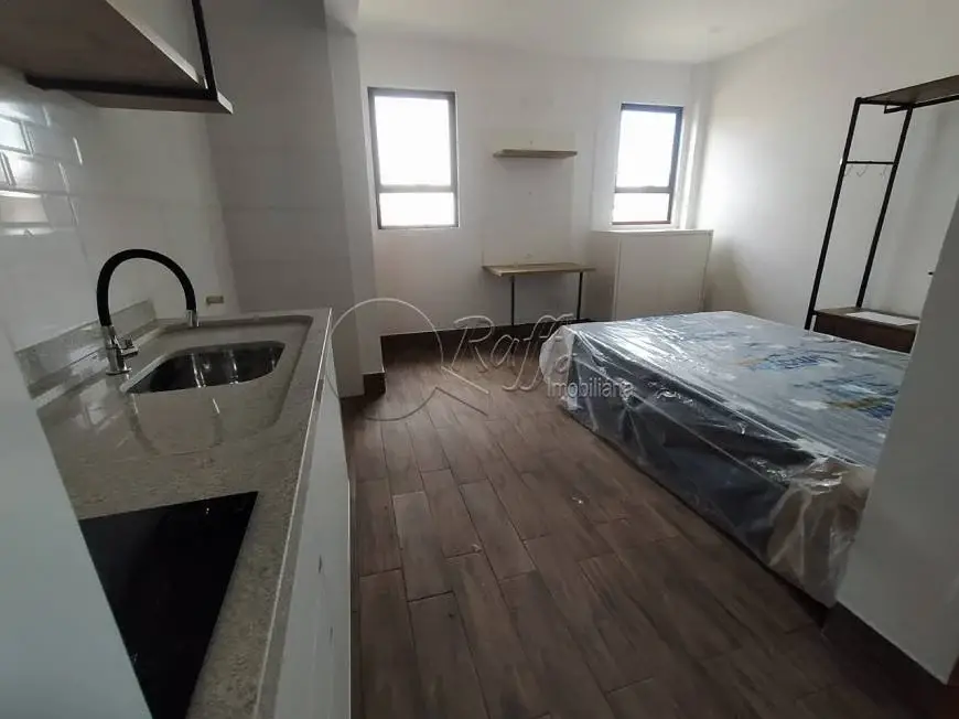 Foto 2 de Apartamento com 1 Quarto para alugar, 20m² em Carvoeira, Florianópolis