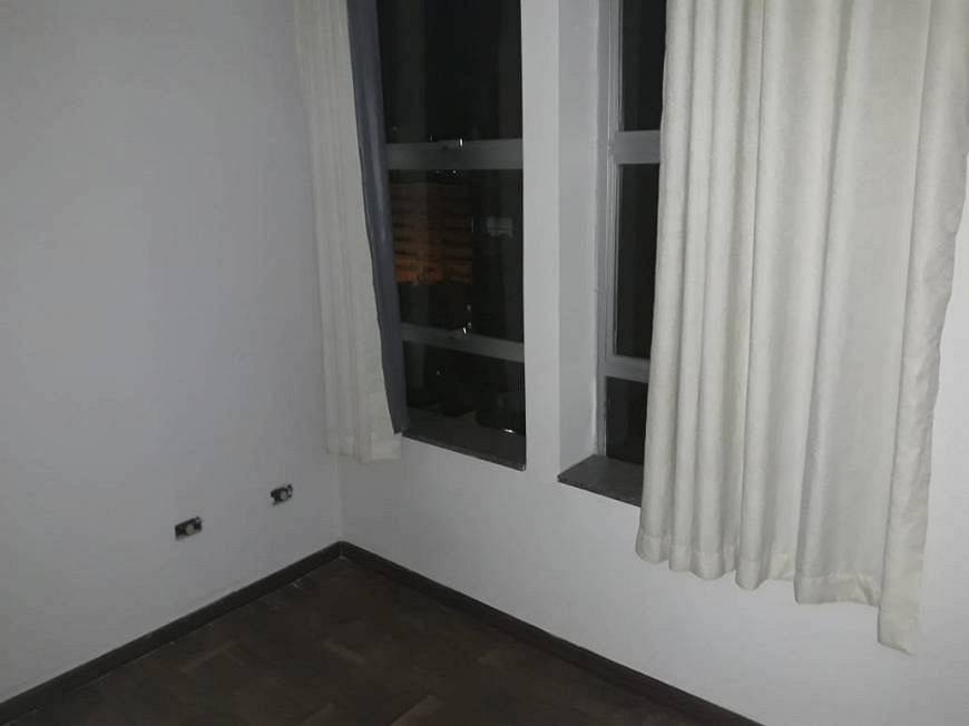 Foto 1 de Apartamento com 1 Quarto para alugar, 50m² em Centro, Curitiba
