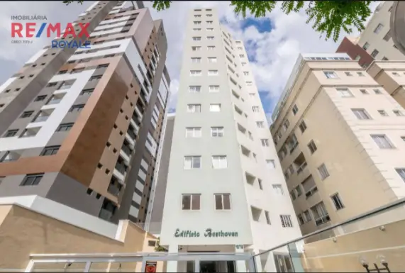 Foto 1 de Apartamento com 1 Quarto à venda, 36m² em Vila Izabel, Curitiba