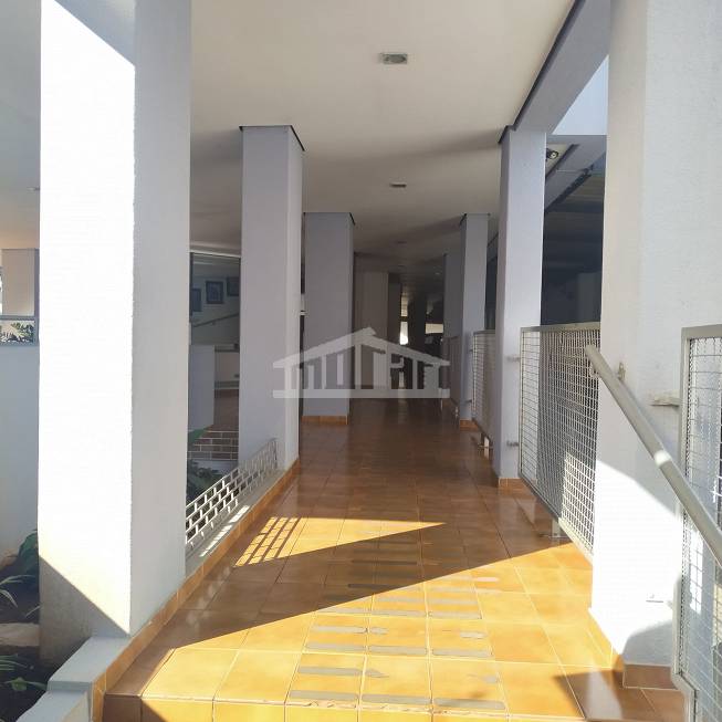 Foto 2 de Apartamento com 3 Quartos para alugar, 70m² em Centro, Londrina