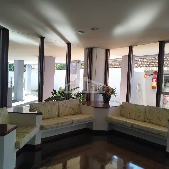 Foto 4 de Apartamento com 3 Quartos para alugar, 70m² em Centro, Londrina