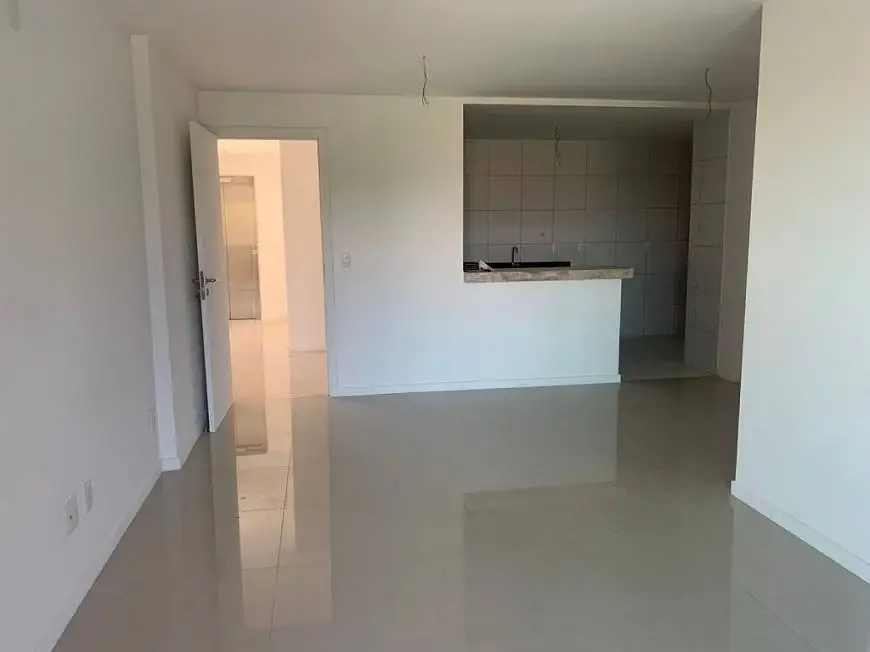 Foto 2 de Apartamento com 3 Quartos para alugar, 112m² em Engenheiro Luciano Cavalcante, Fortaleza