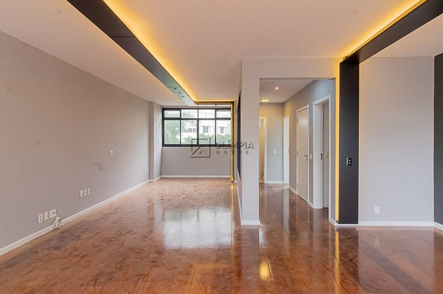 Foto 1 de Apartamento com 3 Quartos para alugar, 185m² em Jardim Europa, São Paulo
