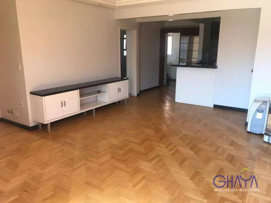 Foto 1 de Apartamento com 3 Quartos para alugar, 90m² em Vila Olímpia, São Paulo
