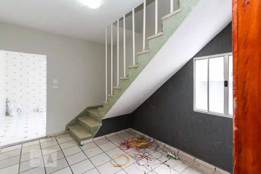Foto 2 de Casa com 1 Quarto para alugar, 80m² em Vila Carrão, São Paulo