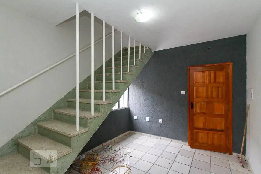 Foto 3 de Casa com 1 Quarto para alugar, 80m² em Vila Carrão, São Paulo