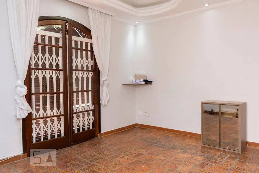 Foto 1 de Casa com 3 Quartos para alugar, 160m² em Cambuci, São Paulo